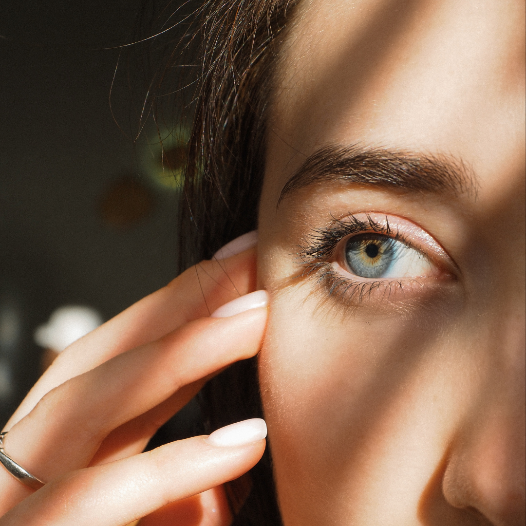 Brow Wax LOOK Med Spa